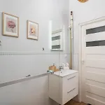Apartment Pink Elephant 2x1br In Historic Tenement House 1 Km From